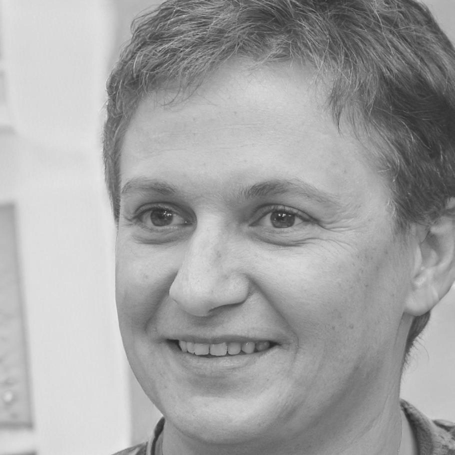 Instructor Darian Vukovic